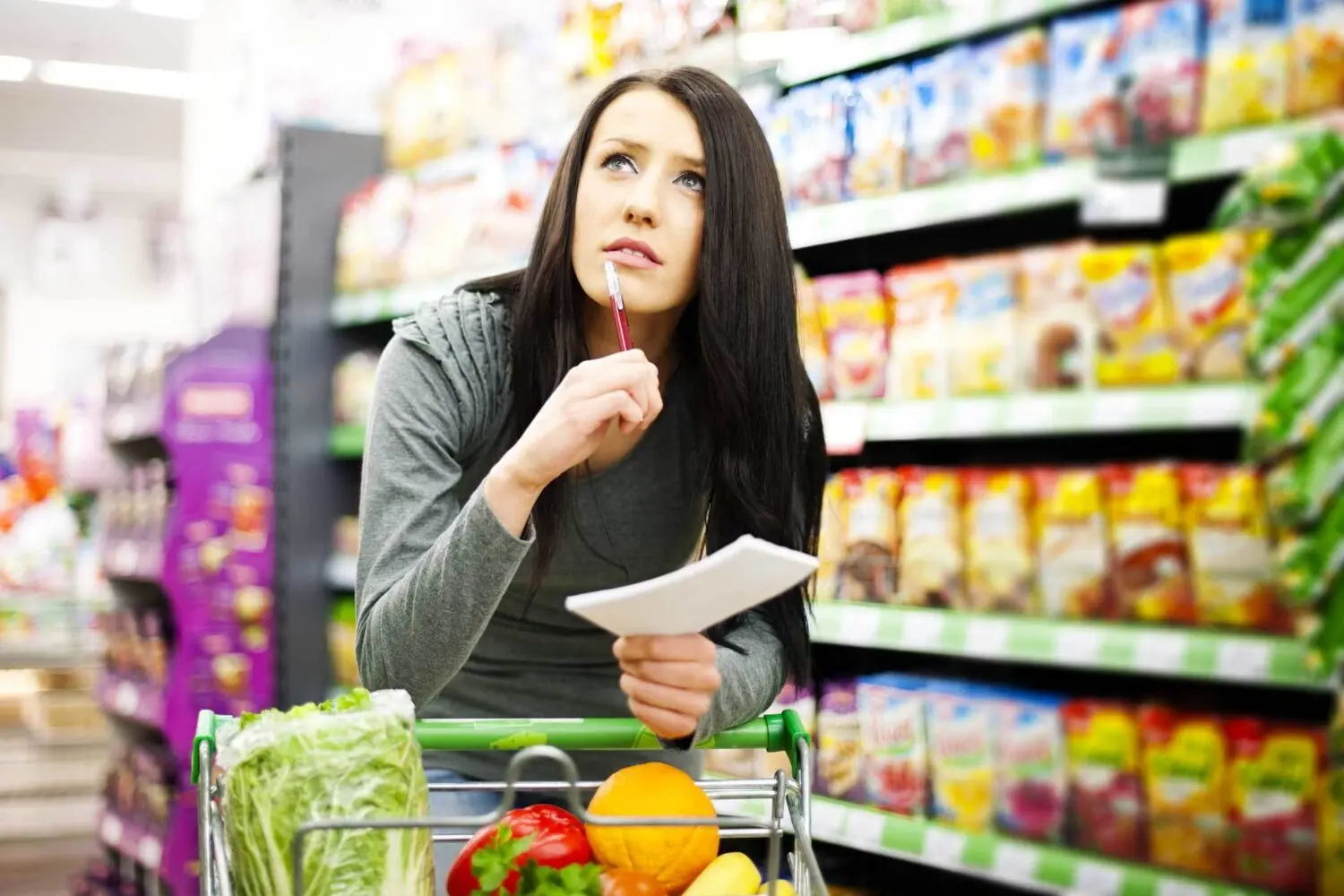 Alerta en los supermercados españoles: la OCU destapa la cadena para hacer la compra semanal por menos de 50 euros Alerta en los supermercados españoles: la OCU destapa la cadena para hacer la compra semanal por menos de 50 euros