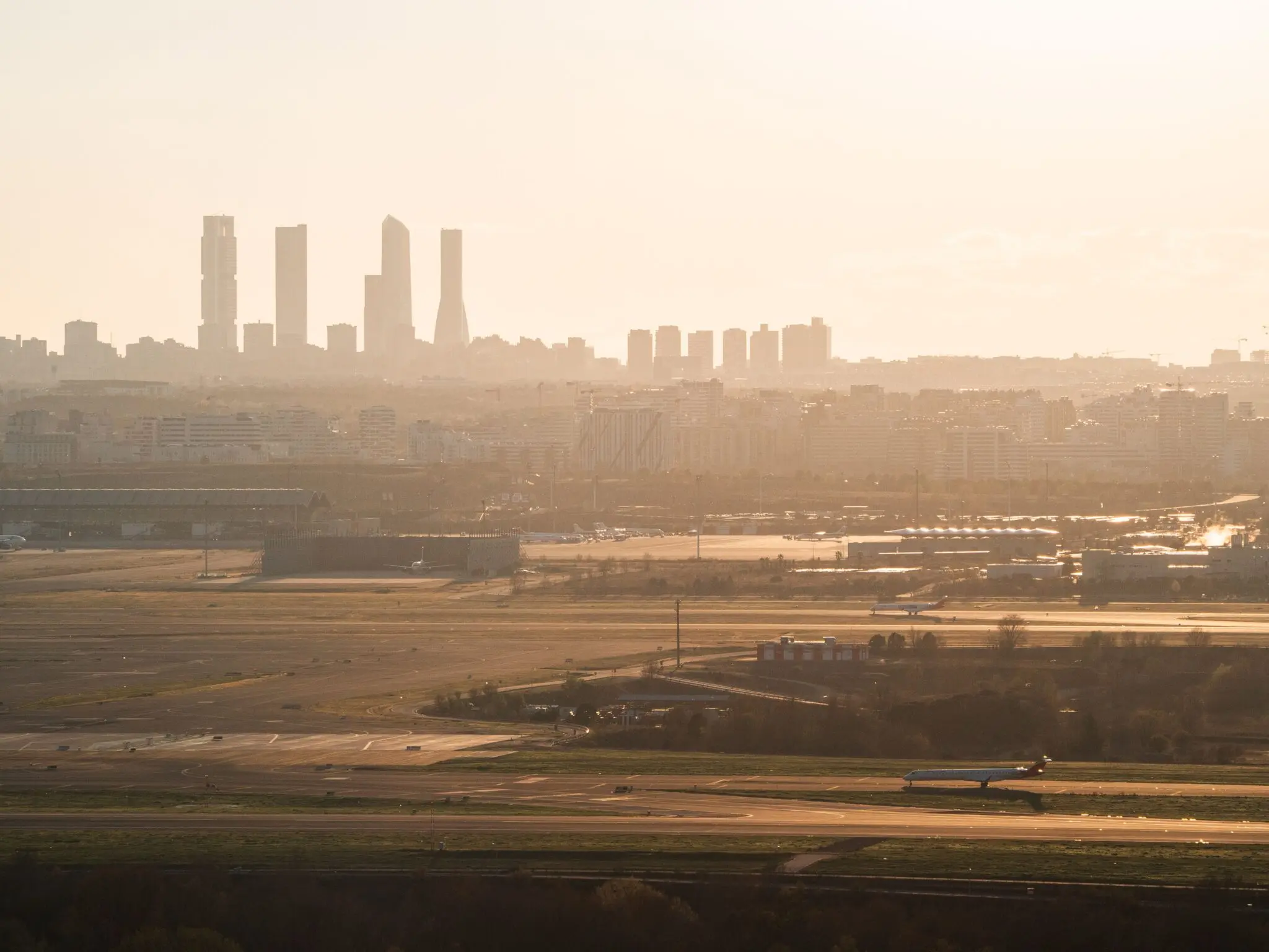 El aeropuerto de Peinador cumple un año sin nuevas rutas en Vigo y el Concello exige financiación a tercios 1 Moncloa comité aéreo Vigo