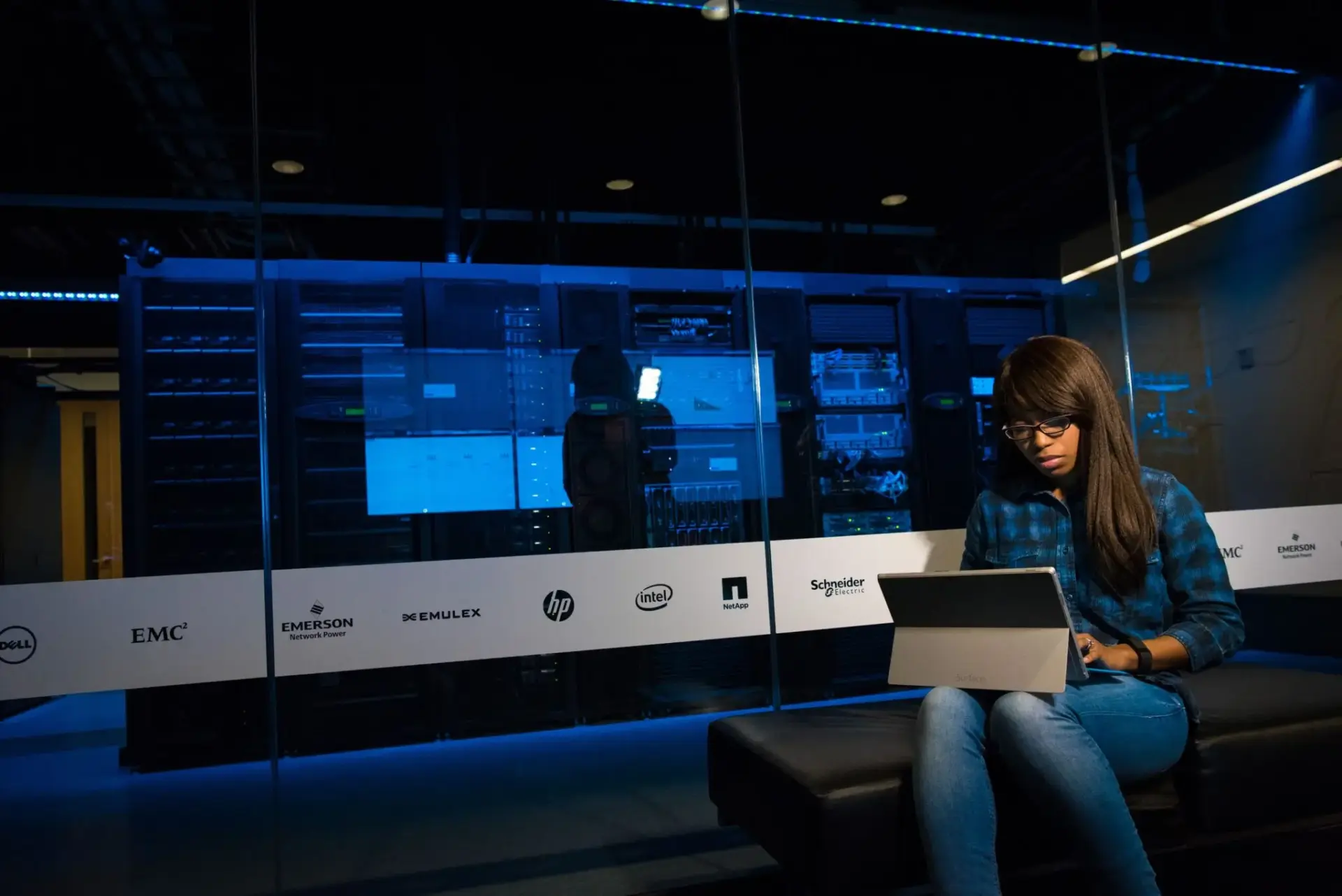 agentes-ia-sql-injection-webs-gubernamen-portada agentes de IA
