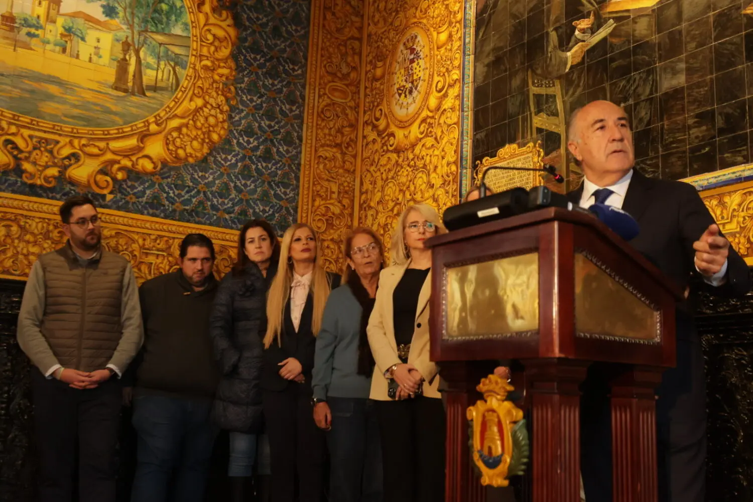 alcalde_algeciras_jose_ignacio_landaluce_atiende_medios_comunicacion_16
