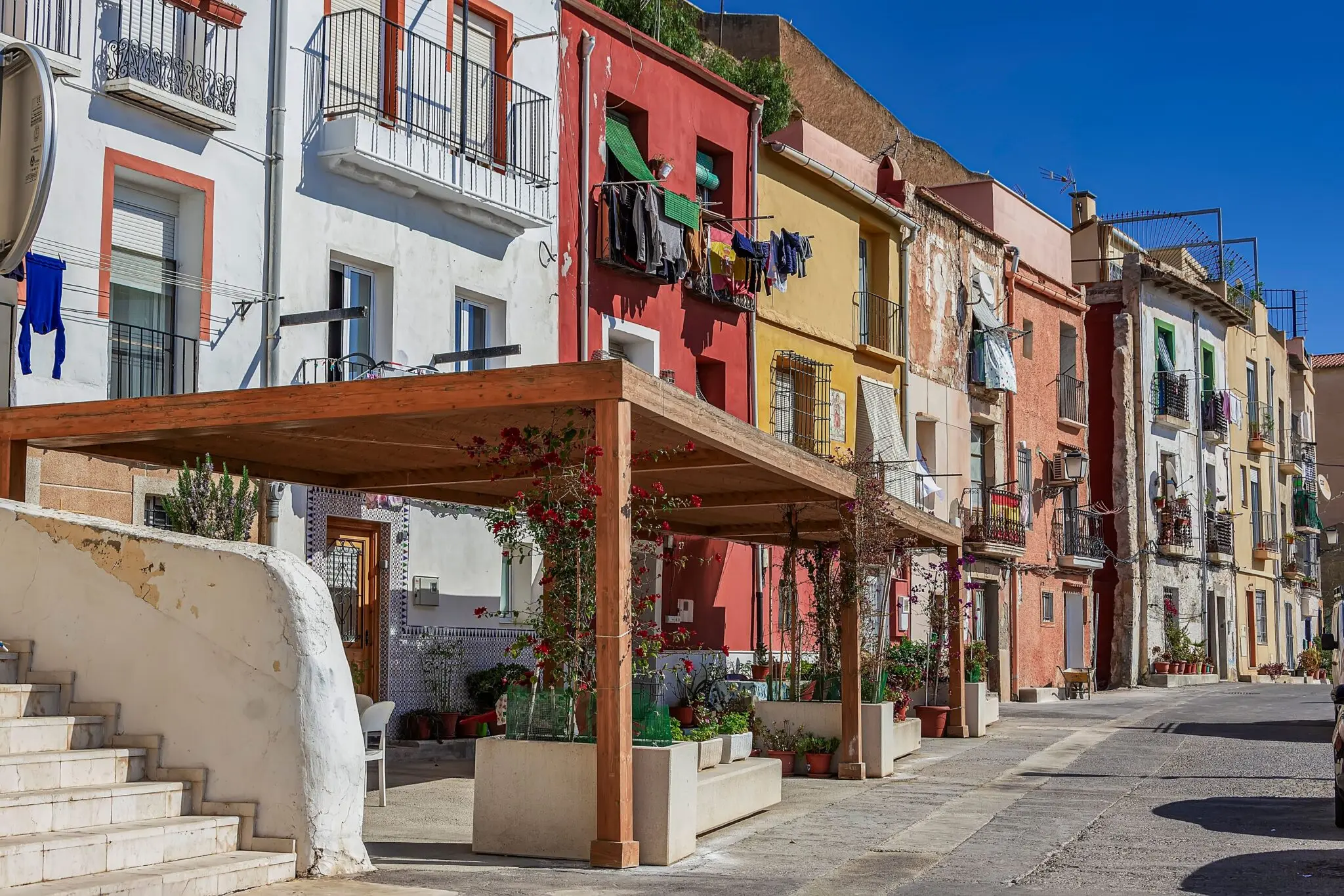 Los vecinos de Benicalap llevan al Ayuntamiento de València a los tribunales por un apartahotel de 38 habitaciones 1 Moncloa alojamientos turísticos València