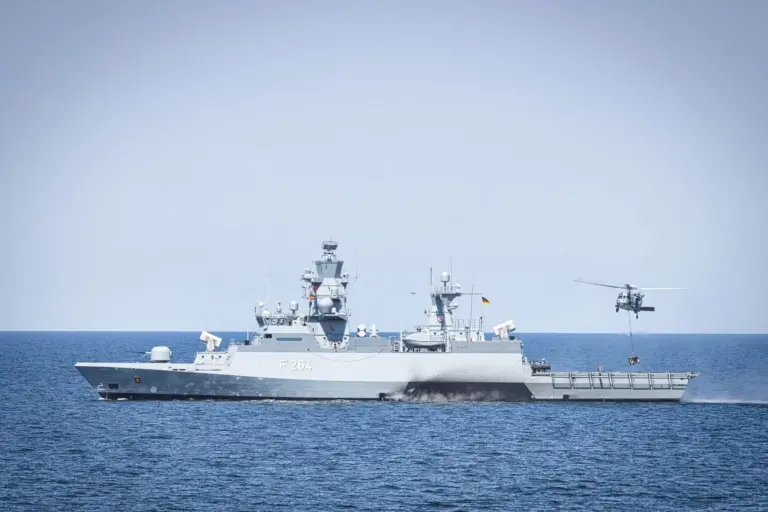 Bundestag aprueba cuatro fragatas MEKO A-200 DEU más y eleva a ocho la flota antisubmarina alemana