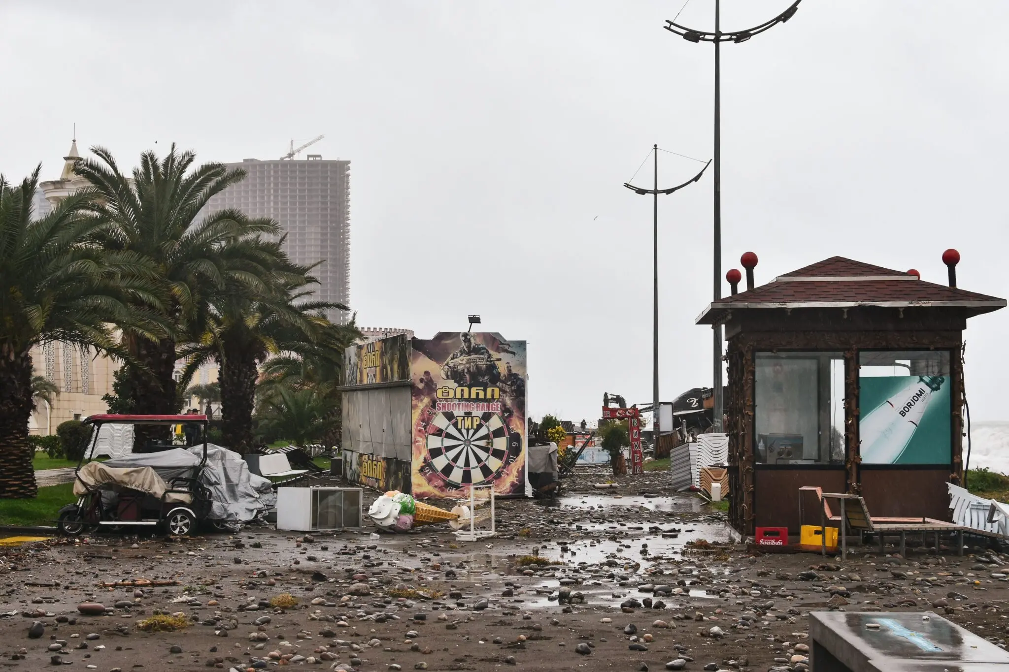 danos-disturbios-barcelona-contenedores-portada daños disturbios Barcelona
