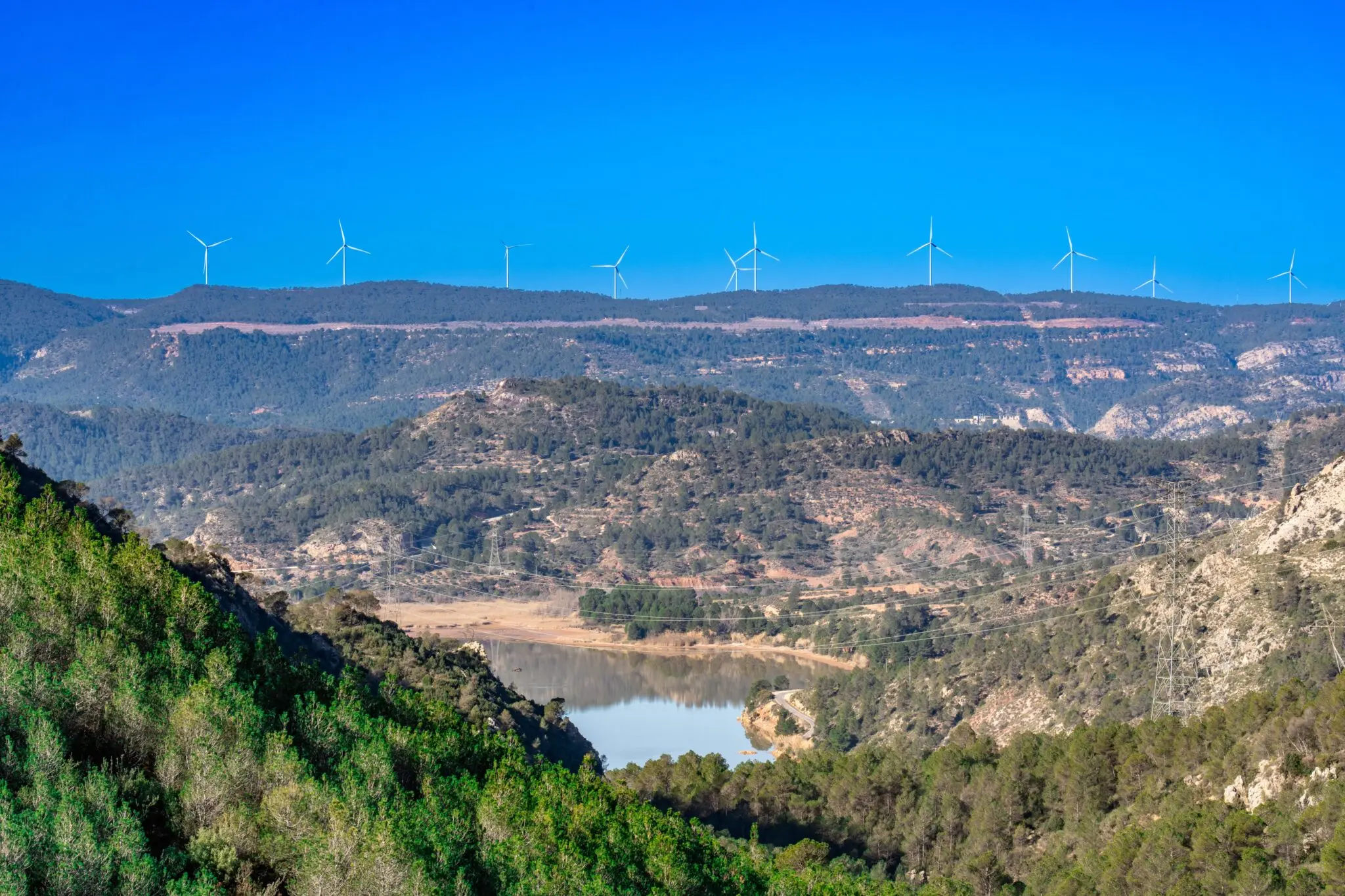 Cádiz concentra el 39% de la energía eólica de Andalucía con 70 parques y cifras récord 1 Moncloa potencia eólica Andalucía