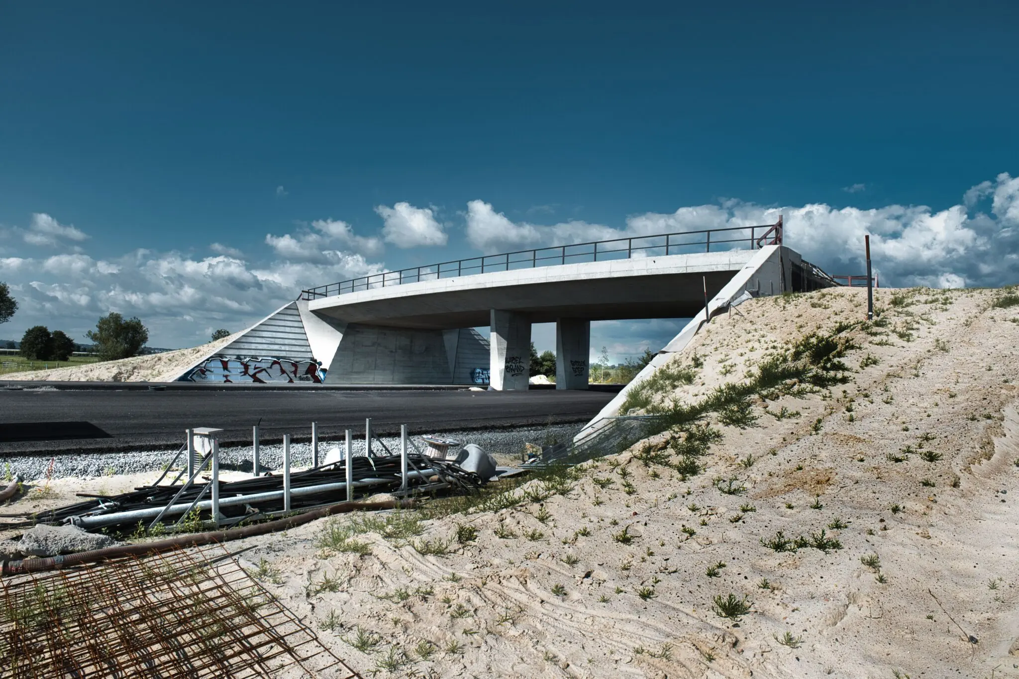 El Gobierno deja en el cajón las infraestructuras de Ourense pendientes: A-76, A-56, AVE y variante 1 Moncloa AVE Ourense