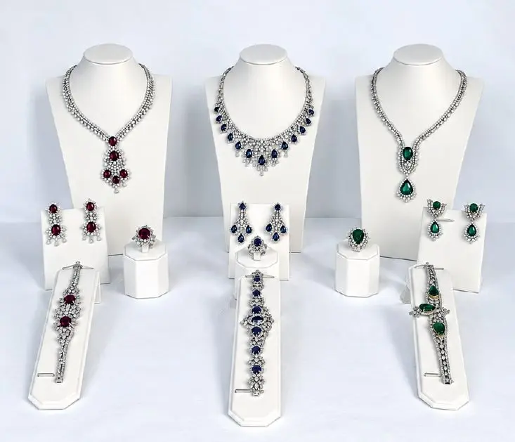 Las joyas de Zapatero son "esmeraldas de Zambia" y "zafiros de Tailandia" 9 Moncloa joyas yanes Moncloa