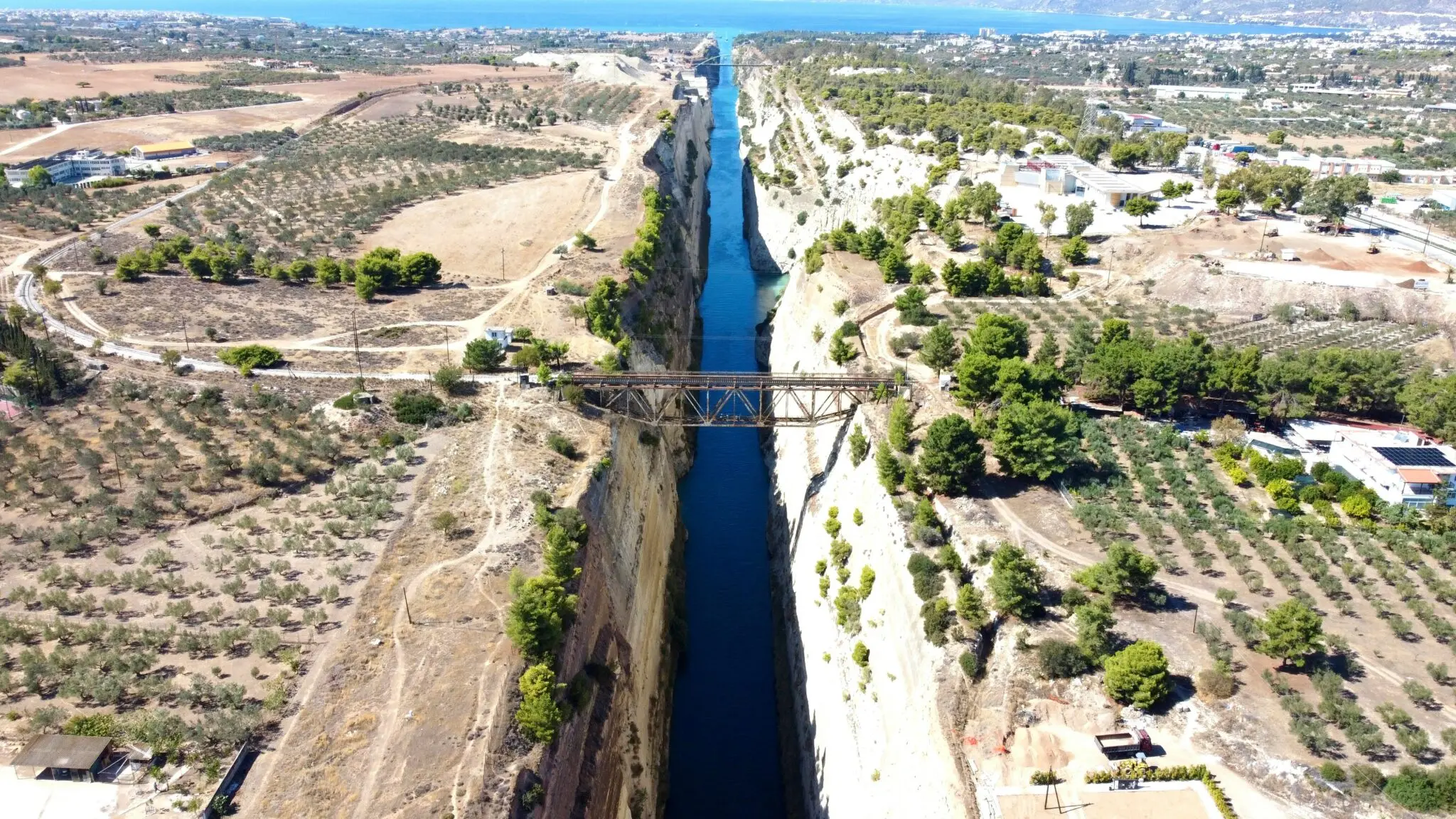 López Miras y los regantes del Tajo-Segura sellan un frente común contra el 'cierre encubierto' del trasvase 1 Moncloa López Miras agua