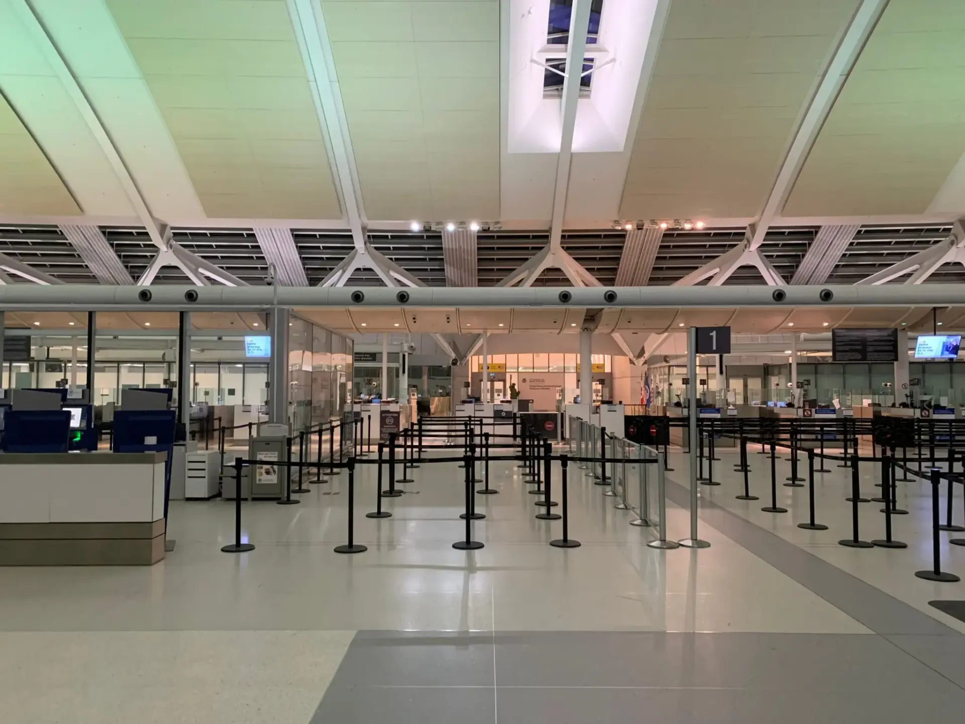 policia-nacional-amenazas-bomba-aeropuer-portada amenazas de bomba en aeropuertos