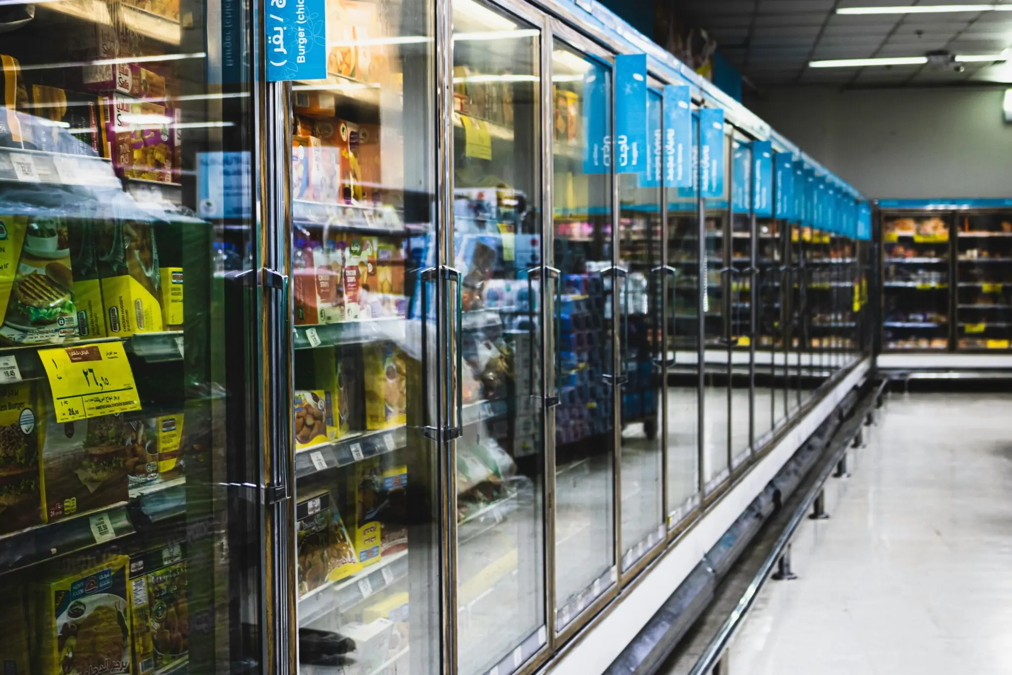 Adiós a las dudas: cuánto dura el pollo congelado y cuándo ya no es seguro comerlo 1 Moncloa seguridad alimentaria congelador