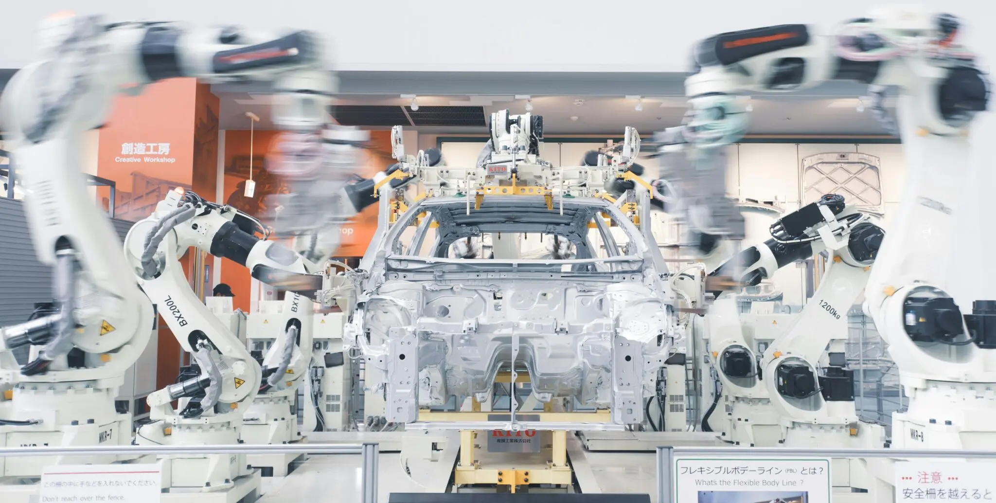 Bruselas abre la revisión del objetivo de cero emisiones en 2035: pulso entre fabricantes y plantas españolas 1 Moncloa CO2 automóviles