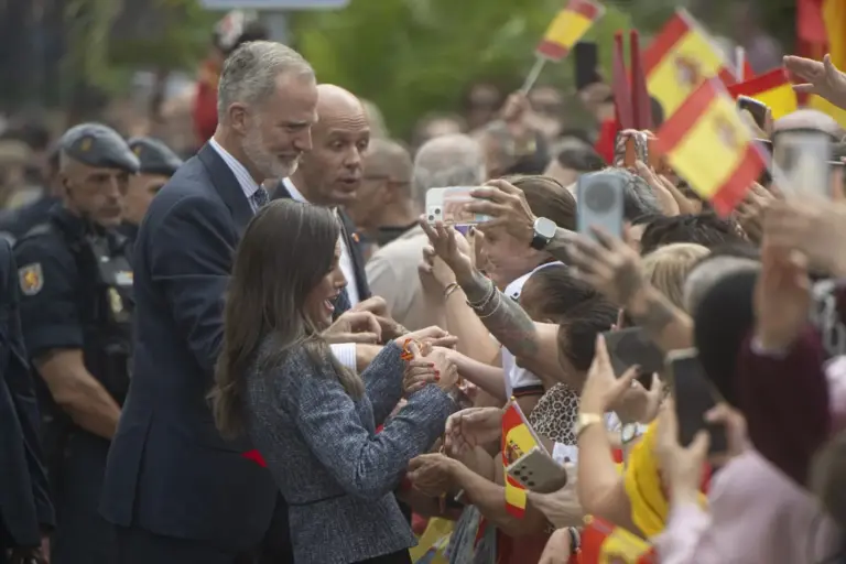 Felipe VI preside la visita real a Ceuta que reabre el pulso diplomático con Marruecos
