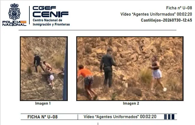 La Policía identificó hasta en 10 ocasiones a marroquíes uniformados ayudando en la invasión de Ceuta 4 Moncloa uniformados 5 Moncloa